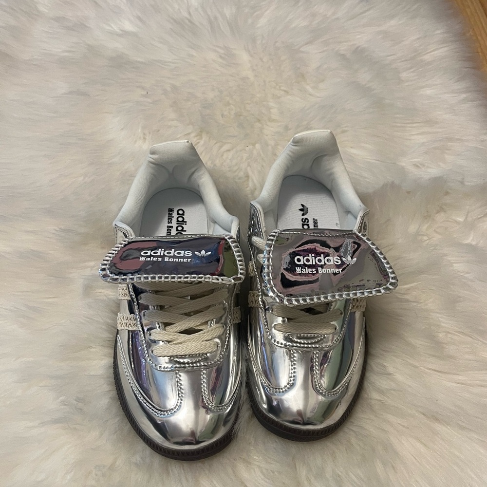 adidas Men's Silver Sneakers